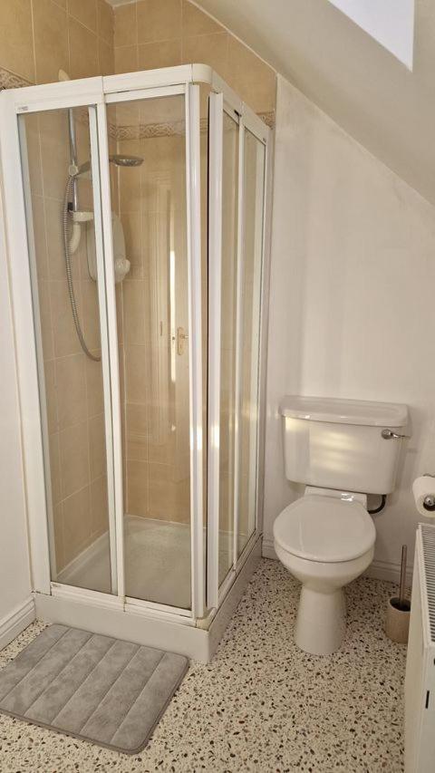 Cosy 3 Bedroom All Ensuites Galway Bagian luar foto
